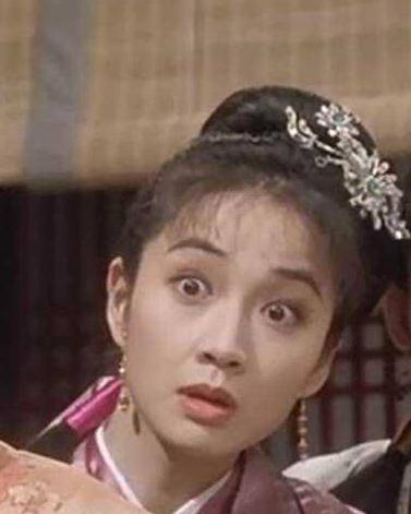 饰演春香的贾天怡贾天怡,可能是"四香"中,混得最差的一个,如今已经