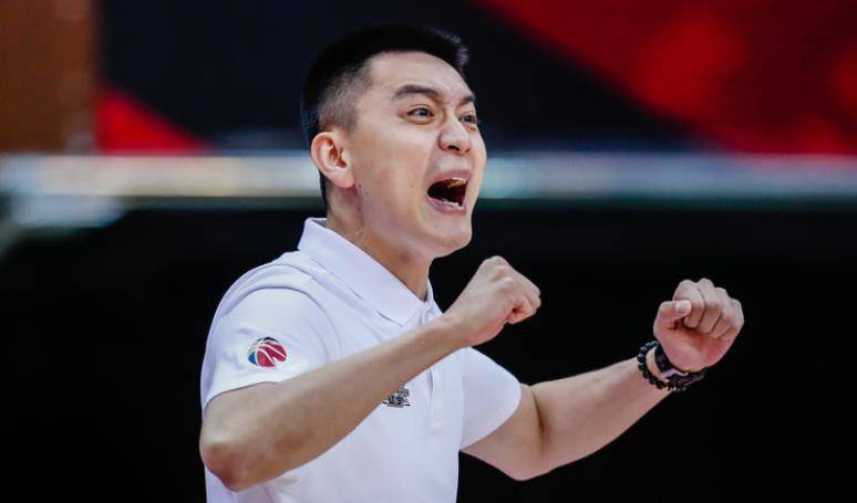 原创辽宁男篮完成阵容大调整夺冠英雄离队杨明锁定134锋线支援