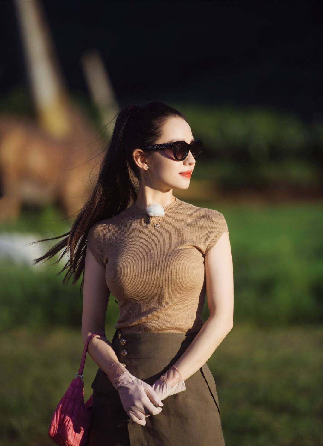 还可以遮住臀部,大腿上的肉肉,对梨形身材的姐妹包容性很强