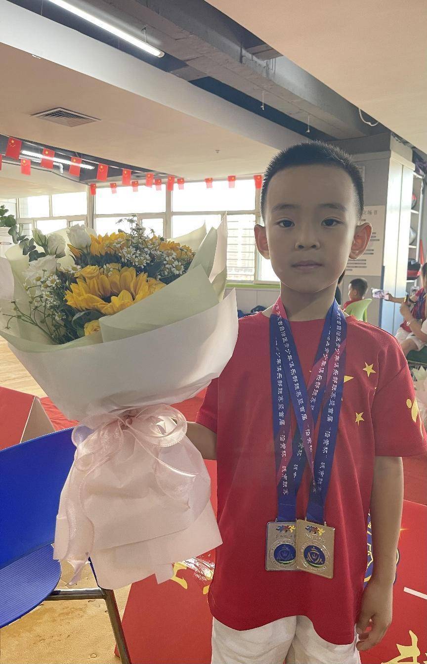 2022年奔跑吧少年内蒙古跆拳道鄂尔多斯市首届沿黄杯人气冠军李梓源