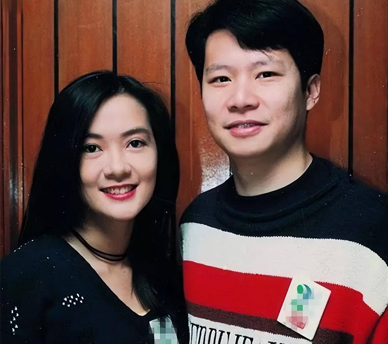 郑子诚夫妇罕同框,演员妻子息影多年气质依旧,曾演《鉴证实录》