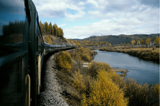 世界上最长的铁路，被称为俄罗斯的“脊柱”，距今100多年了！