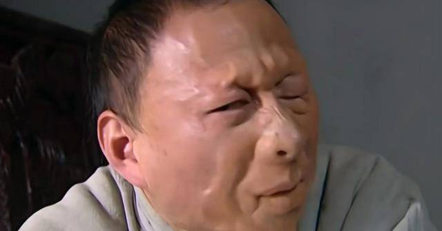 原创重温《大宅门》才懂：谁逼死了金二？金二又是如何一步步被逼死的