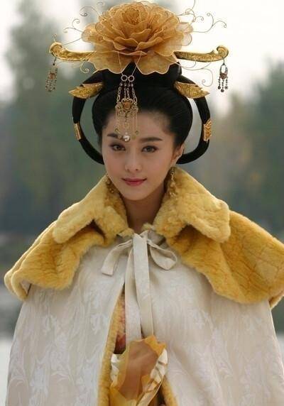 盘点10位杨贵妃扮演者,谁能够回眸一笑百媚生_气质_电视_周洁