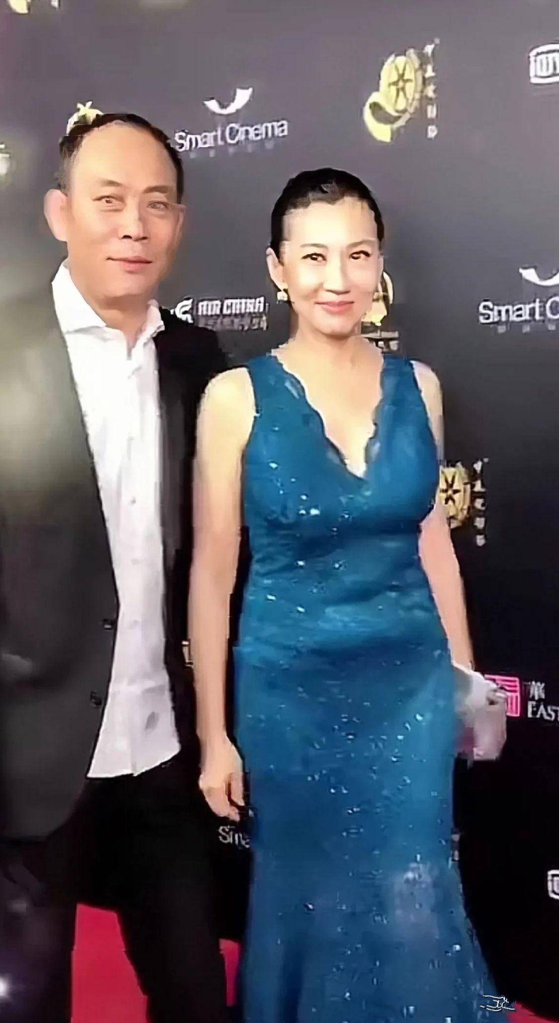 张光北老婆身材图片