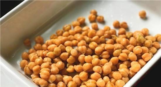 被称做 黄金豆 的豆中之王不是黄豆而是它 很少有人知道 食用 女性 蛋白质 被称做 黄金豆 的豆中之王不是黄豆而是它 很少有人知道 食用 女性 蛋白质