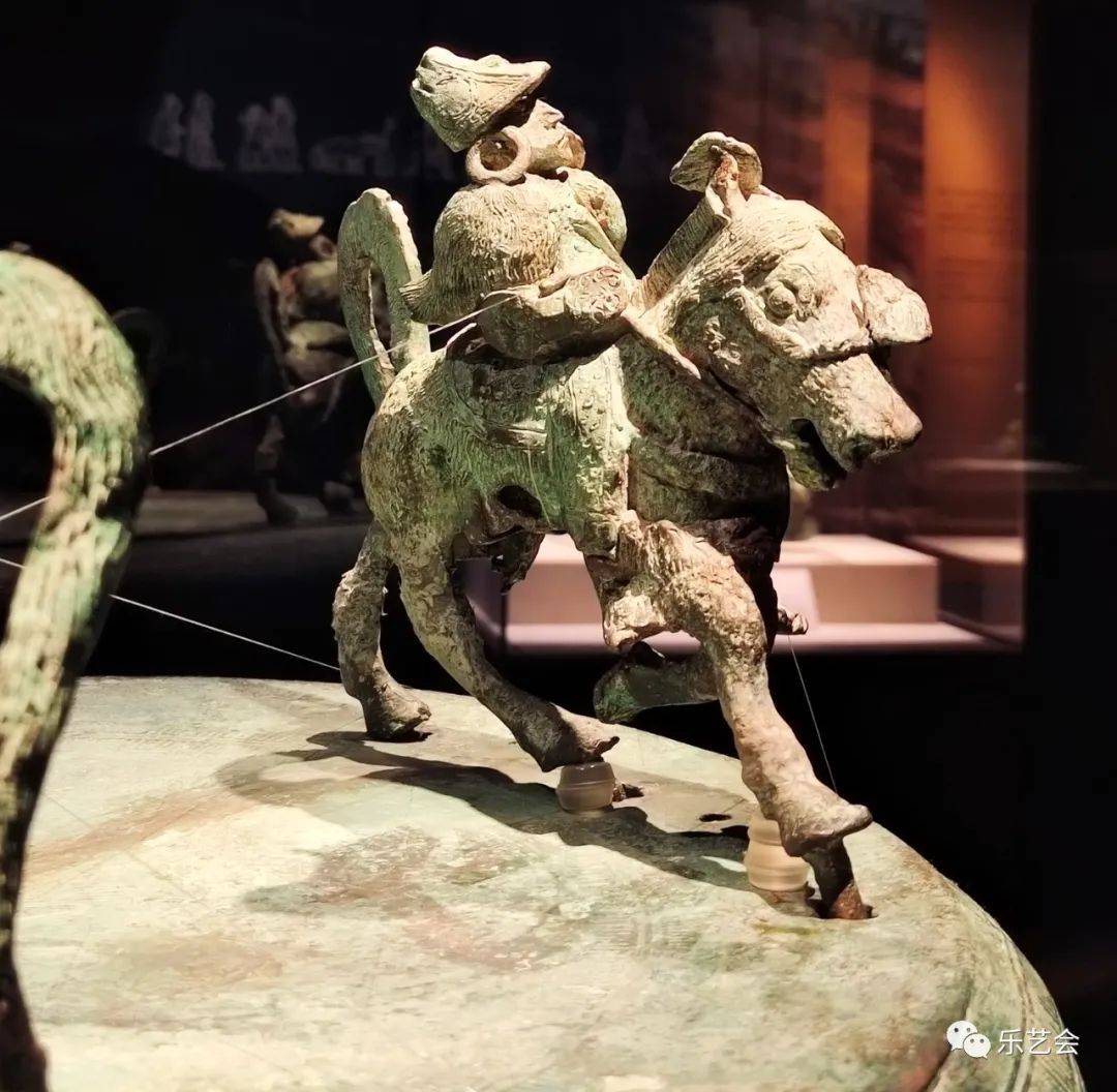 滇式铜鼓:花脚大仙分享《谜踪之国——云南古滇国青铜文化展》之七_王国_展览_石寨山