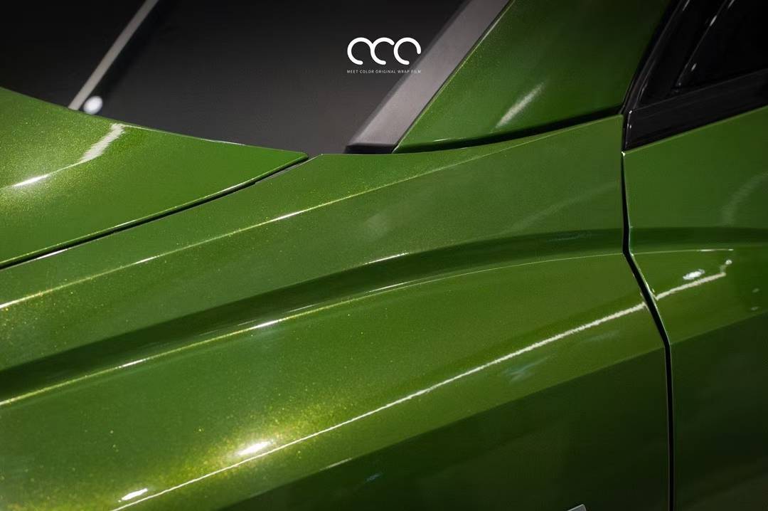 奥迪q3漫彩改色膜pet索诺玛绿典藏版刮起了一股绿色风尚