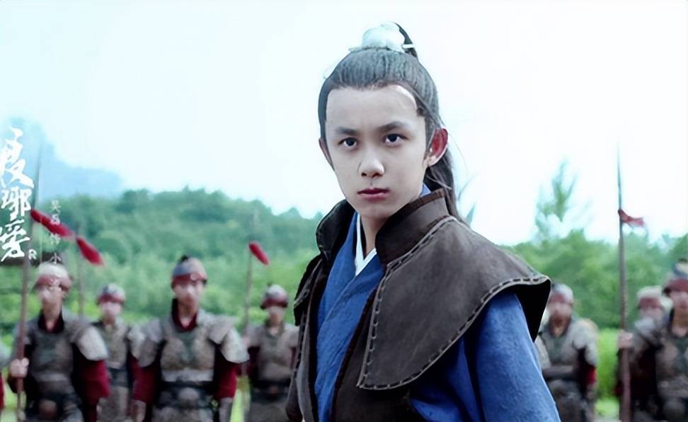 "国民儿子"吴磊近照曝光,脸颊几乎瘦到脱形_观众们_封神榜_荧幕