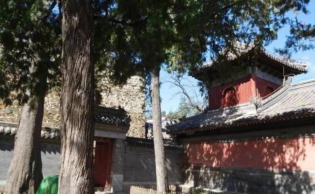 北京有寺庙，建于明正德五年，已有500多年历史，却从不对外开放