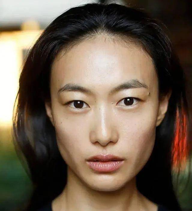 这8位明星"女生男相"林青霞叶童美成经典,吴佩慈撞脸黄立行_五官_脸型