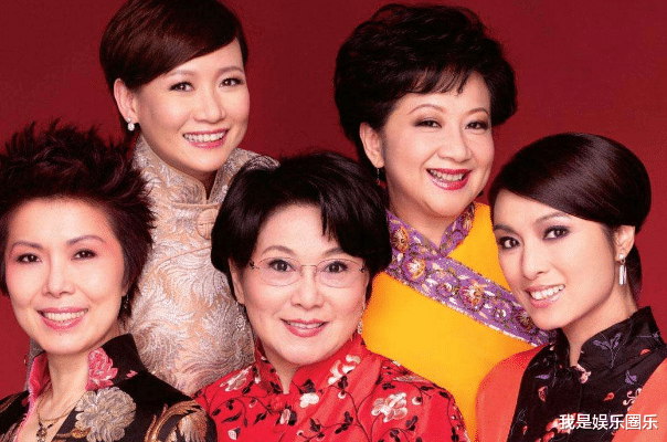相信一些七八十年代的人们比较清楚她的事情,当年她与赵雅芝,汪明荃
