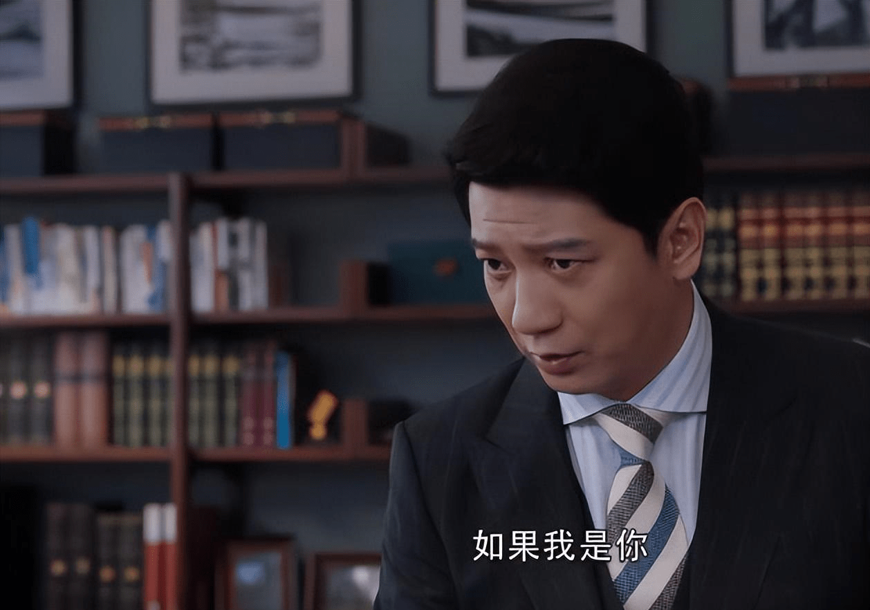 原创精英律师罗槟与何赛谁更适合做朋友