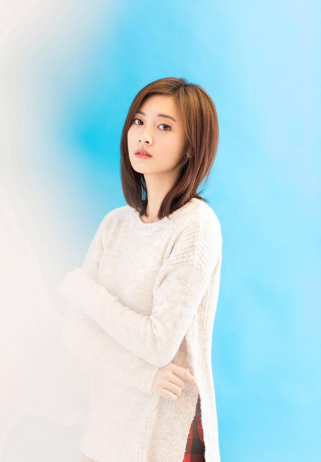 《星汉灿烂》的太子妃,4岁出道拍戏,还是新版绝代双骄的慕容九_邵芸