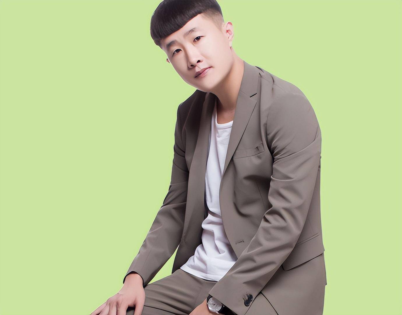 网红张二嫂徒弟胡闹,户外直播人气低迷,状况频发,出言暗讽天道