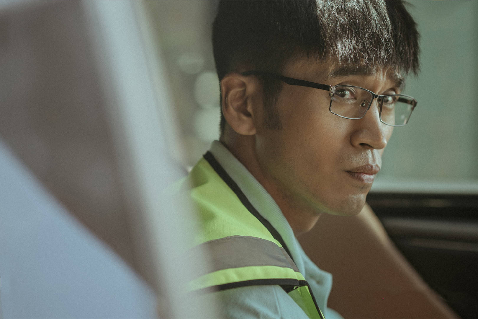 《庭外·盲区》:夏雨领衔中生代演员荧幕斗戏,16小时限时破案_乔绍廷