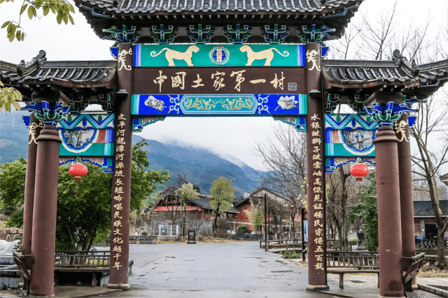 百年历史，上中下街道！贵州有一古村落，以云舍命名，就在铜仁市