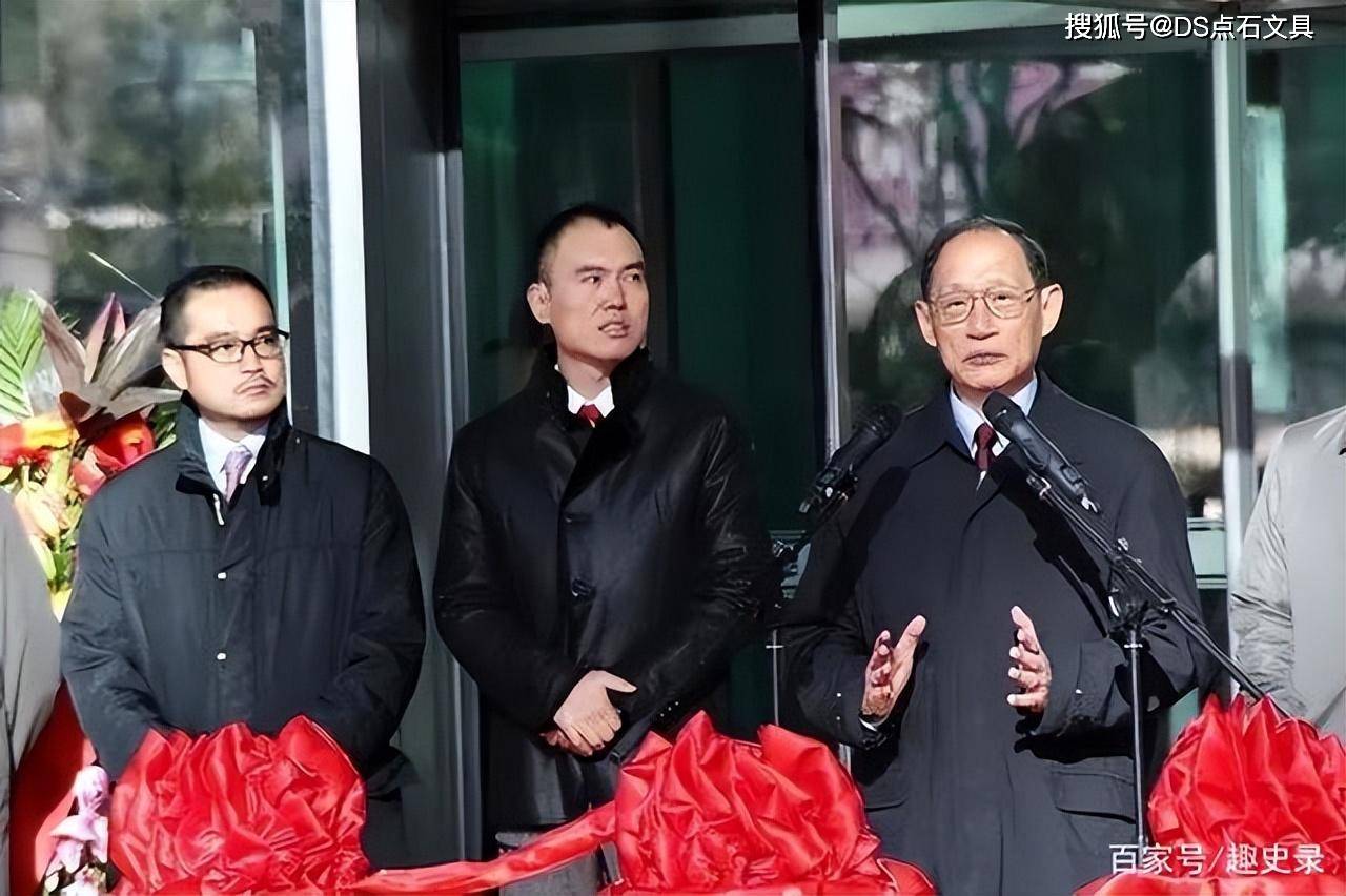 毛人凤儿子现状:长子富士康董事长,次子亿万身家,三子爱国华侨