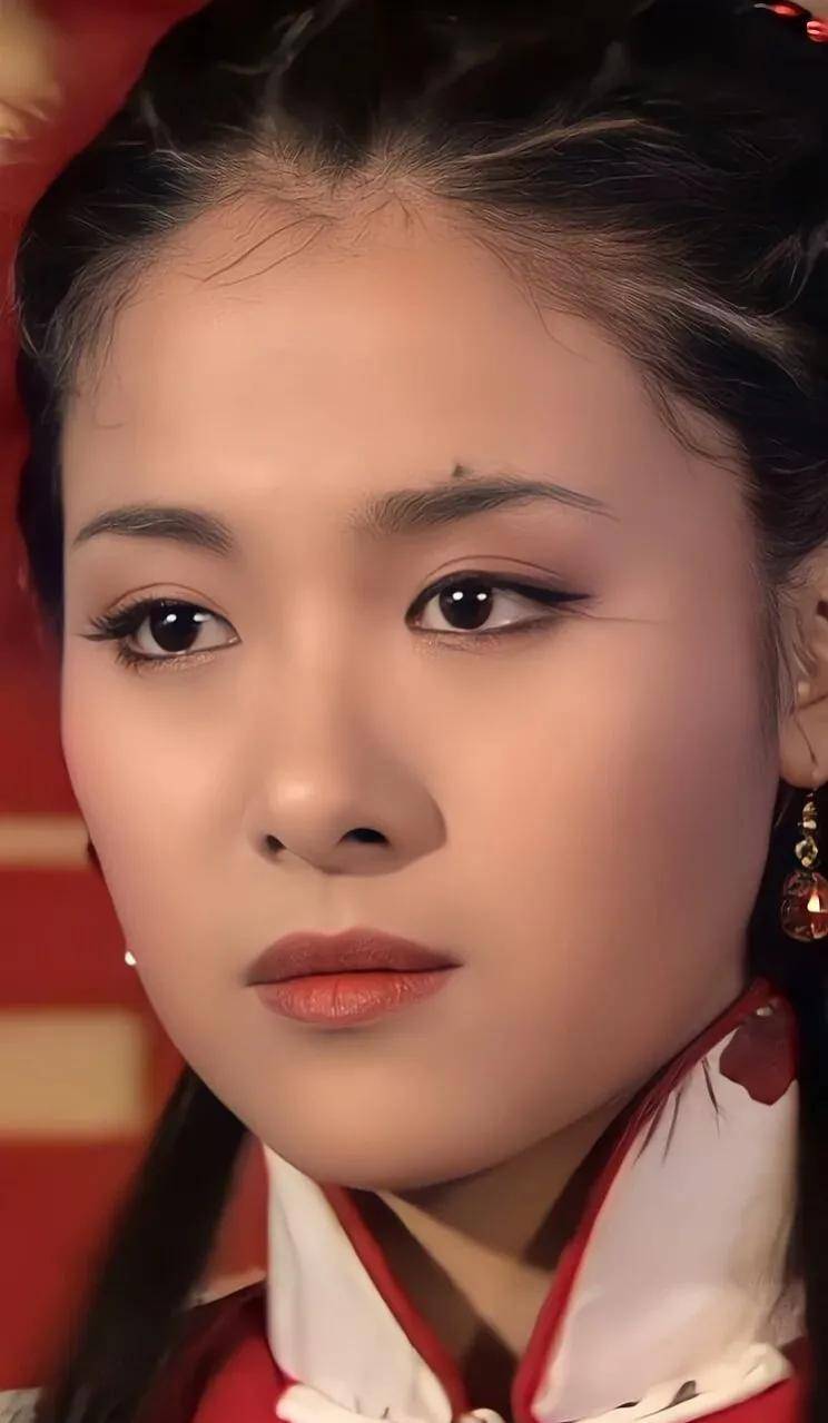 原创古装女神沈傲君恋爱10年成笑话如今胖到不敢认