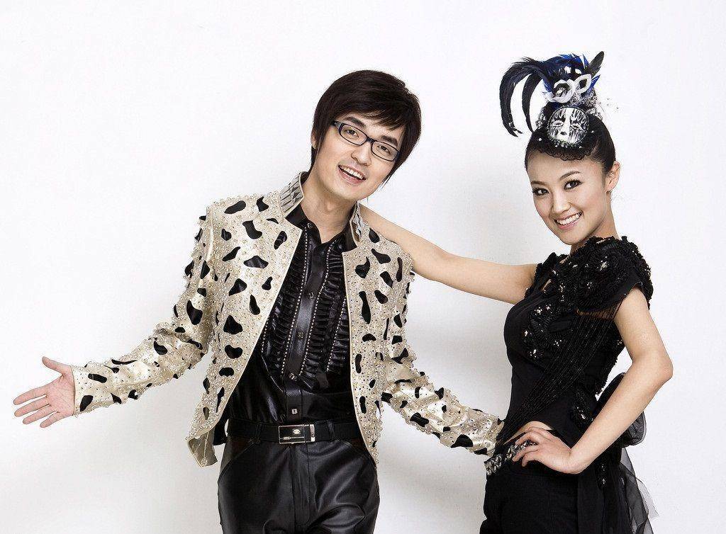 玖月奇迹揭开离婚隐情,看徐子崴王小玮的关系,难怪好朋友被顶替_小海