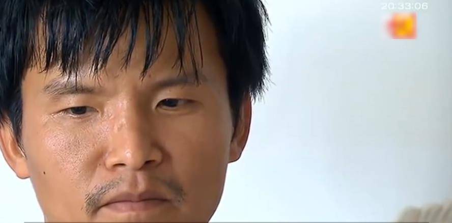 37岁博士蜗居农村啃老,坚决不找工作,医生一番话揭开隐情_李明亮_儿子