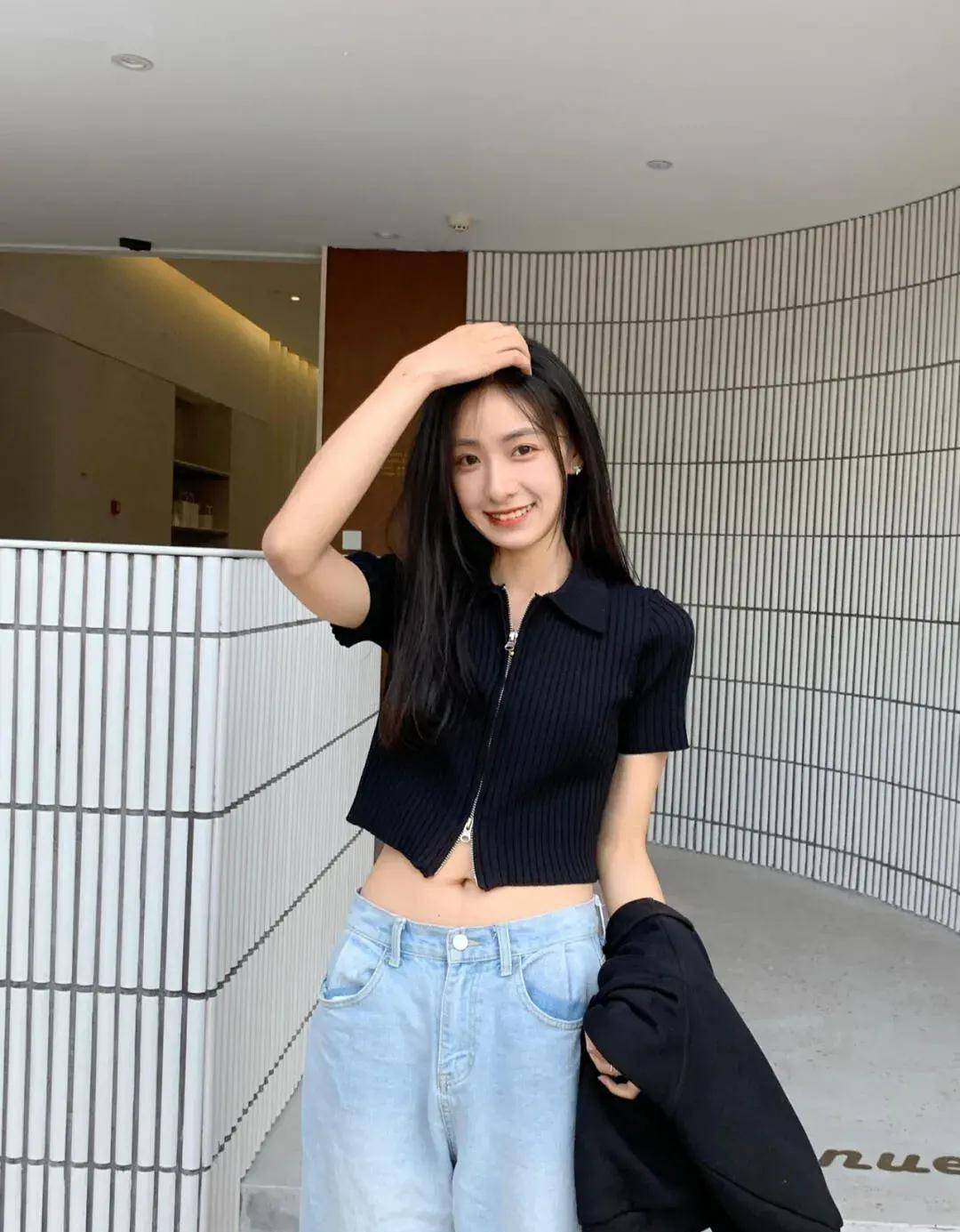 cr@依涵,美熙如果你是害羞女孩,穿露胃装可以用抹