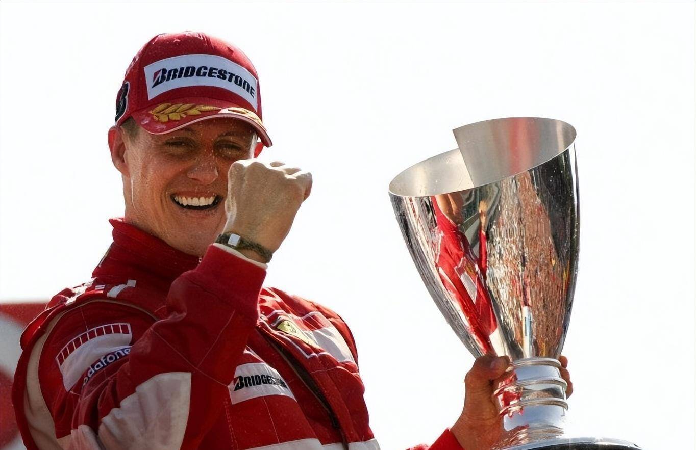 f1车王舒马赫伤9年,身高从174降到160,老婆为了保护他从不放弃_科琳娜