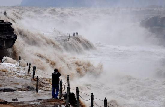 “黄河”如果将黄河水抽干，然后沿着河道寻找文物，都会发现什么宝贝