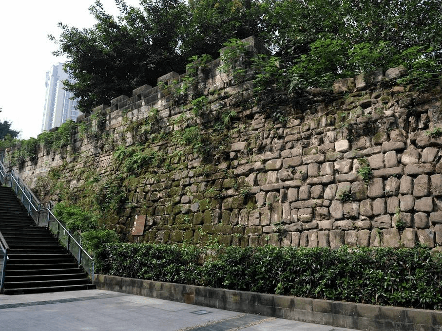 通远门城墙遗址 感受重庆历史文化的场所之一-搜狐大视野-搜狐新闻