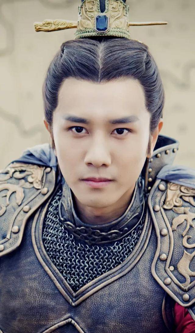 朱一龙挚友神似靳东,还和张含韵传恋情的彭冠英,这次真要火了?