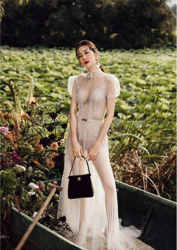 王浩信喜夺tvb视帝感谢妻子,陈自瑶一脸冷漠,表情耐人寻味!