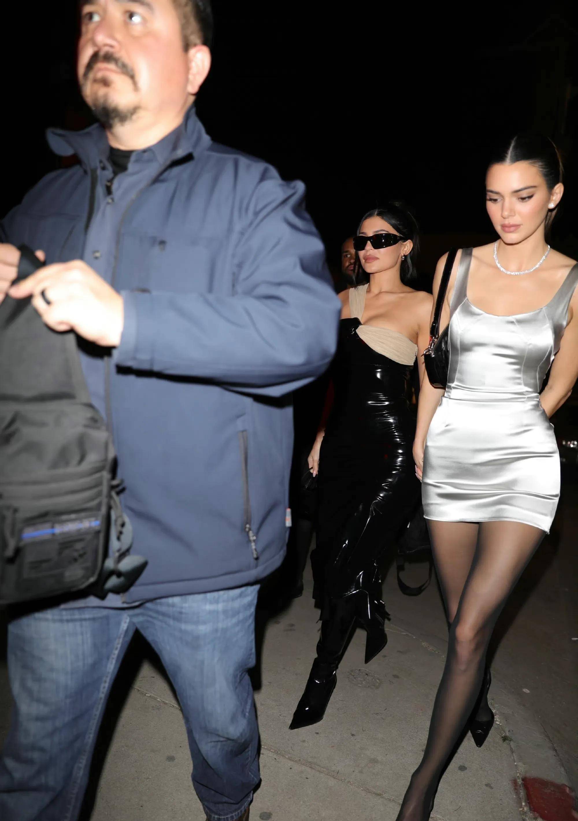 卡戴珊13岁儿子办生日派对,曾炫富撕逼曝光kylie 与travis未复合