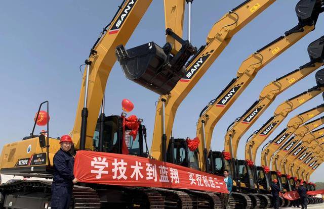 蓝翔技校亏损1.8亿,发展早已不复往昔!