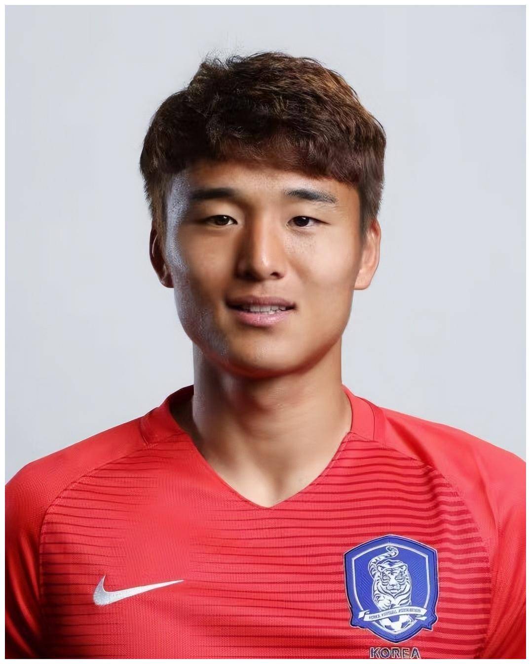 韩国腰部加入中超 从国内媒体了解到,k2联赛光州fc的腰部李灿东与国内