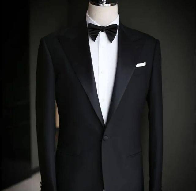 男士礼服中的最高段位"塔士多"_场合_燕尾服_晚宴