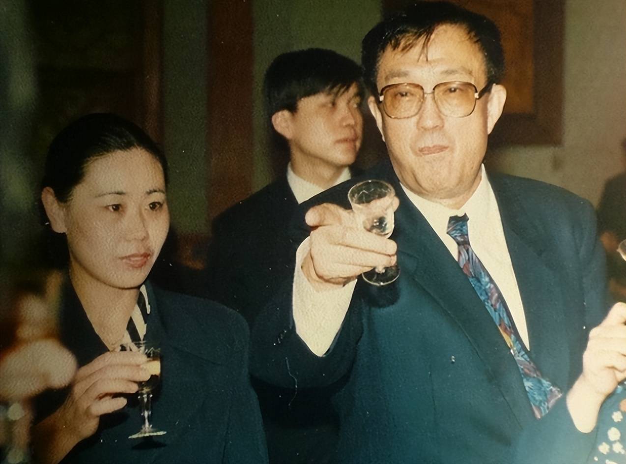 谢晋唯一在世的儿子因新冠离世,其他三个儿女也英年早逝_生活_谢衍