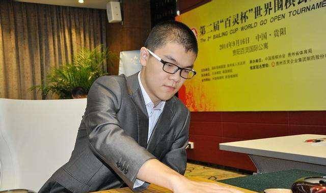柯洁获第7个世界冠军,自称为国足复了仇,网友注意力却在房贷上_围棋