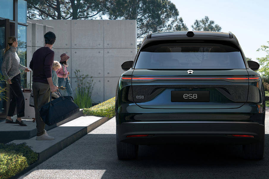 原创
                NIO Day 2022蔚来发布两款新车 全新一代ES8与蔚来EC7公布售价6