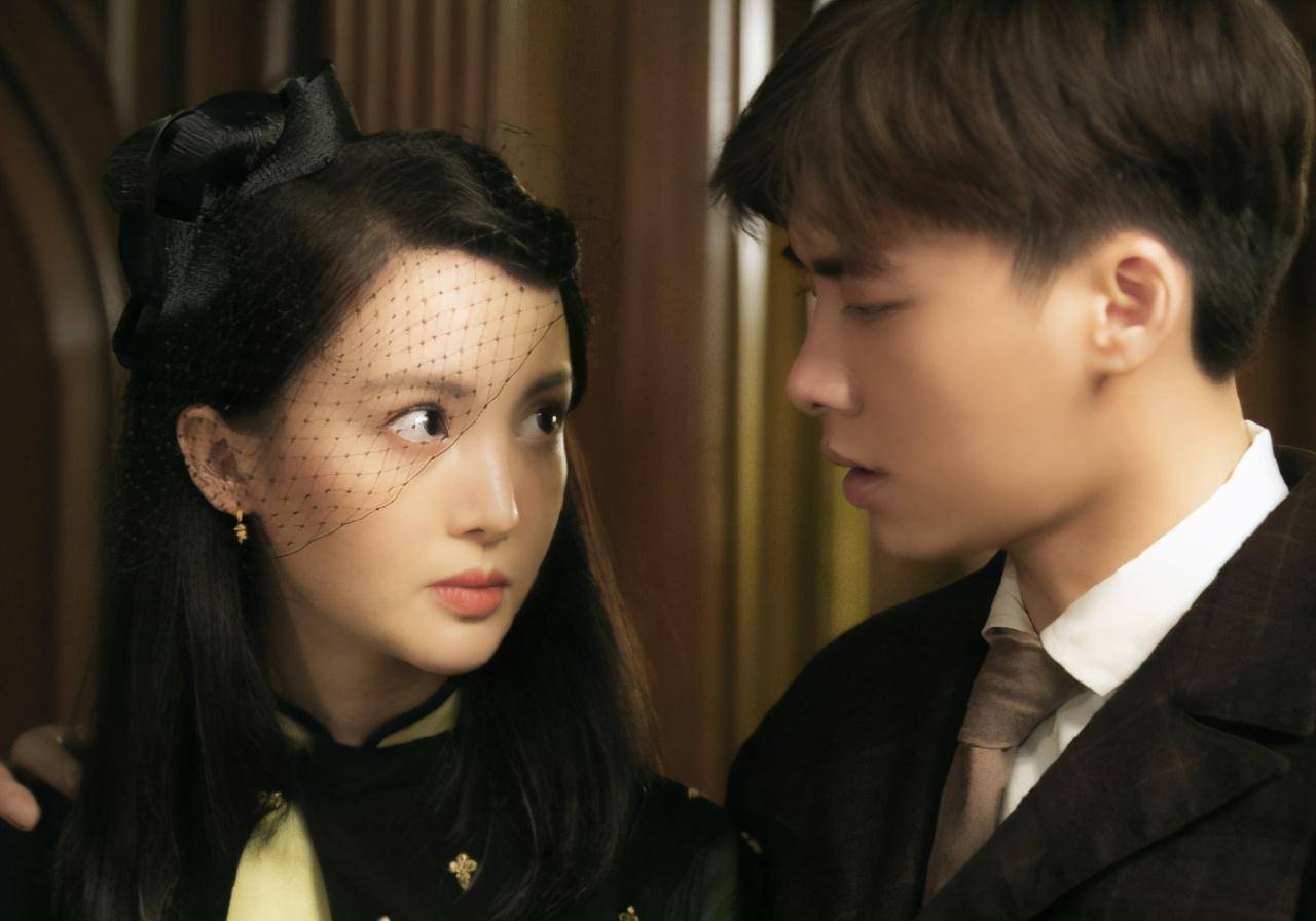 2分,也是非常不错的成绩,其中主演就是李易峰,金晨,王泷正等人,演员们