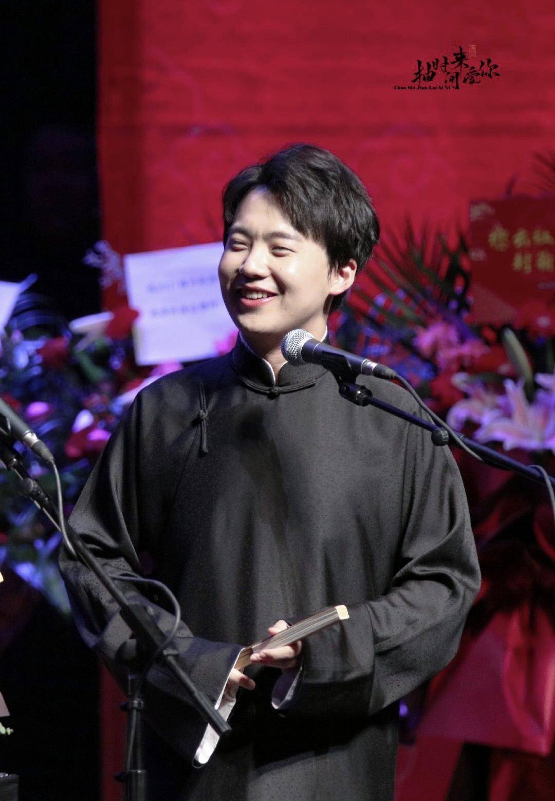 粉丝:刘宇来时清白,走时一尘不染 路人:来时中传,走时中专_学历_网友