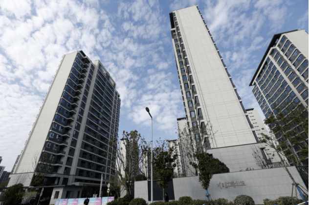 "不论是过了一年还是十年,招商虹桥公馆二期的社区都会像初见时一样