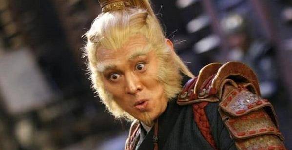 李连杰饰演的齐天大圣,曾被一位老艺术家嘲讽:他应该去养只猴!