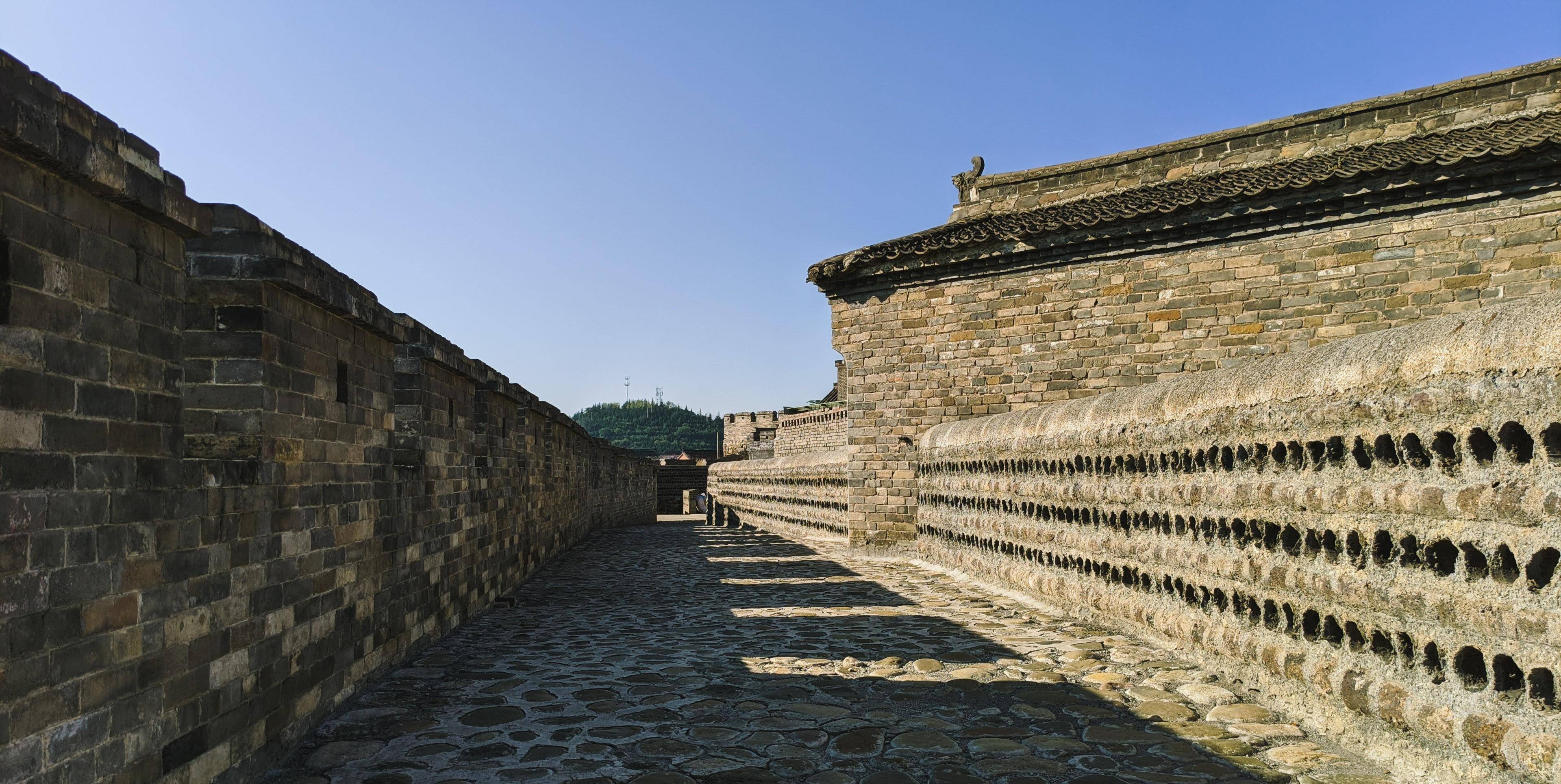 太行山上的古堡村落之砥洎城,三面环水独具特色,现在还在免票中_城墙