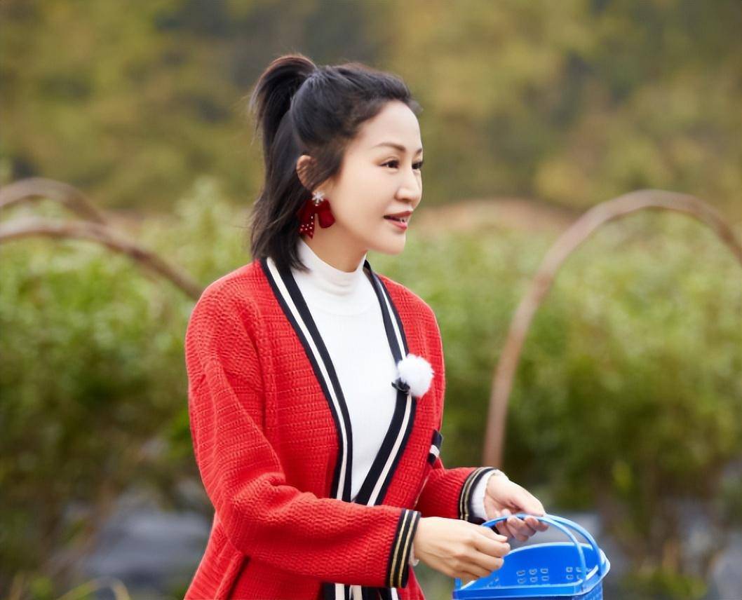 女子花一万二在贵阳蕾特恩祛痘渐有起色 时隔一