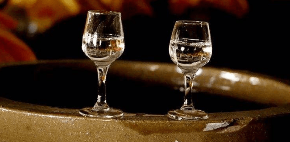 市场上通俗的白酒叫法，老酒、年份酒、新酒、窖龄酒你知道几个？