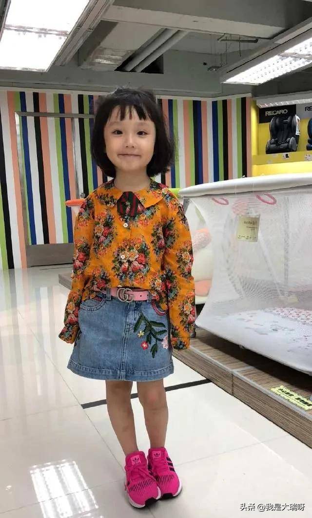 与女子包场看电影,心情愉快未受影响_安迪_洪欣_毕莹