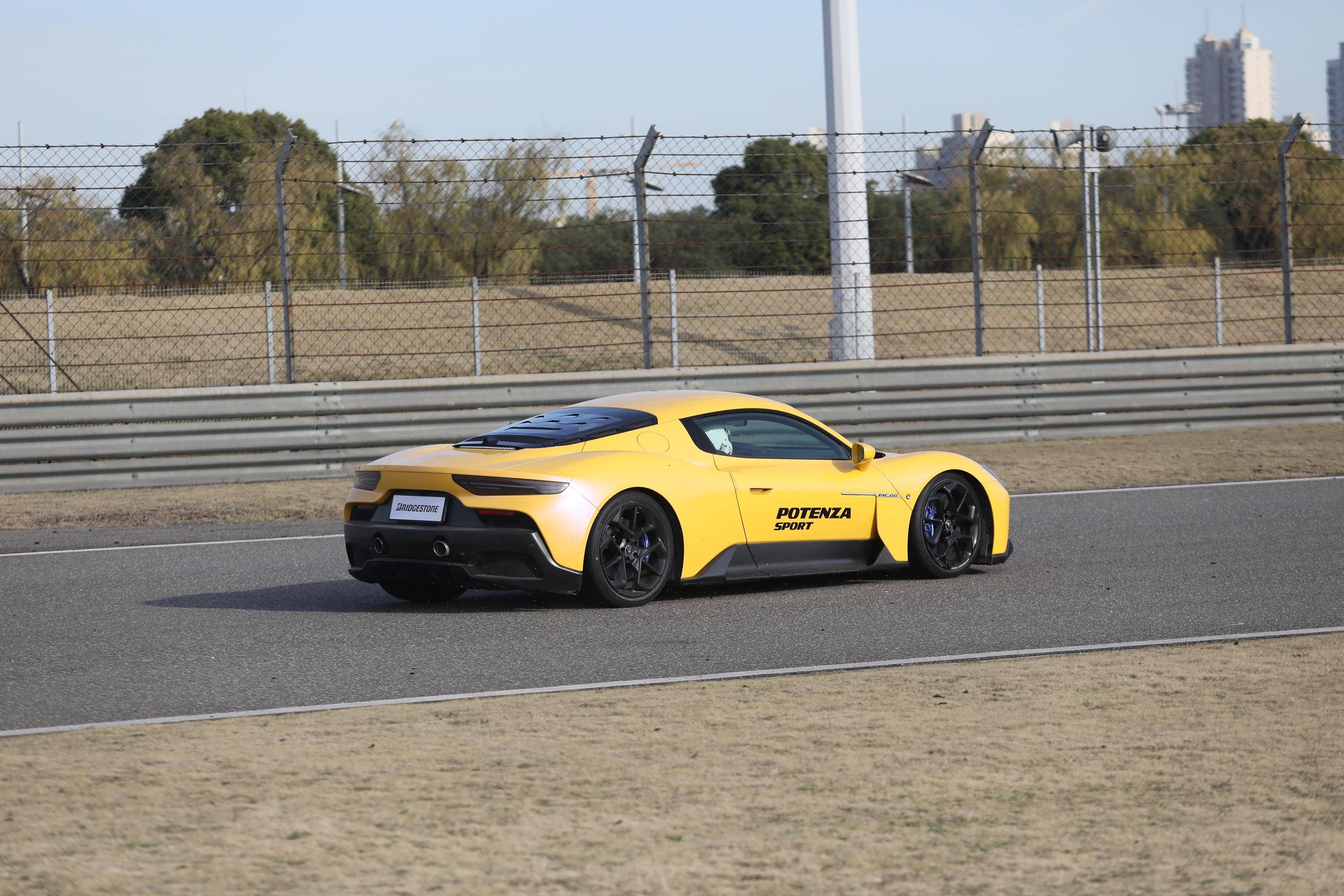 搏无止境,挑战极限 普利司通搏天族potenza sport轮胎全新上市_搜狐