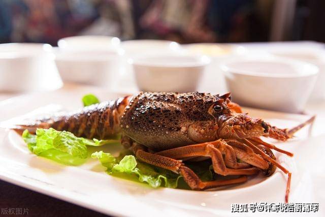 同样是龙虾，“澳龙”和“波龙”如何分辨？有啥区别？涨知识了_价格_龙的_口感