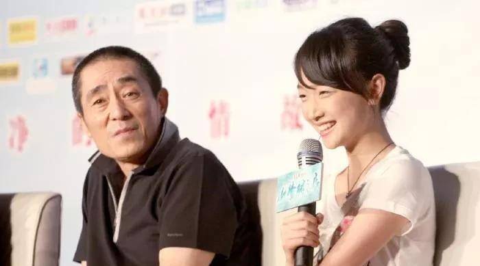 周冬雨是如何被张艺谋带入影视圈的?_时候_电影_人生