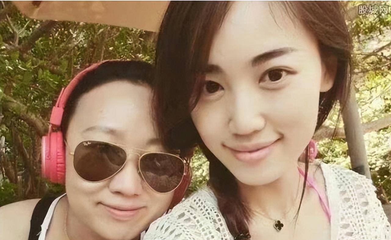马蓉的"高知"妈妈徐红,用虚荣和贪婪害了女儿一生_王宝强_父母_带着
